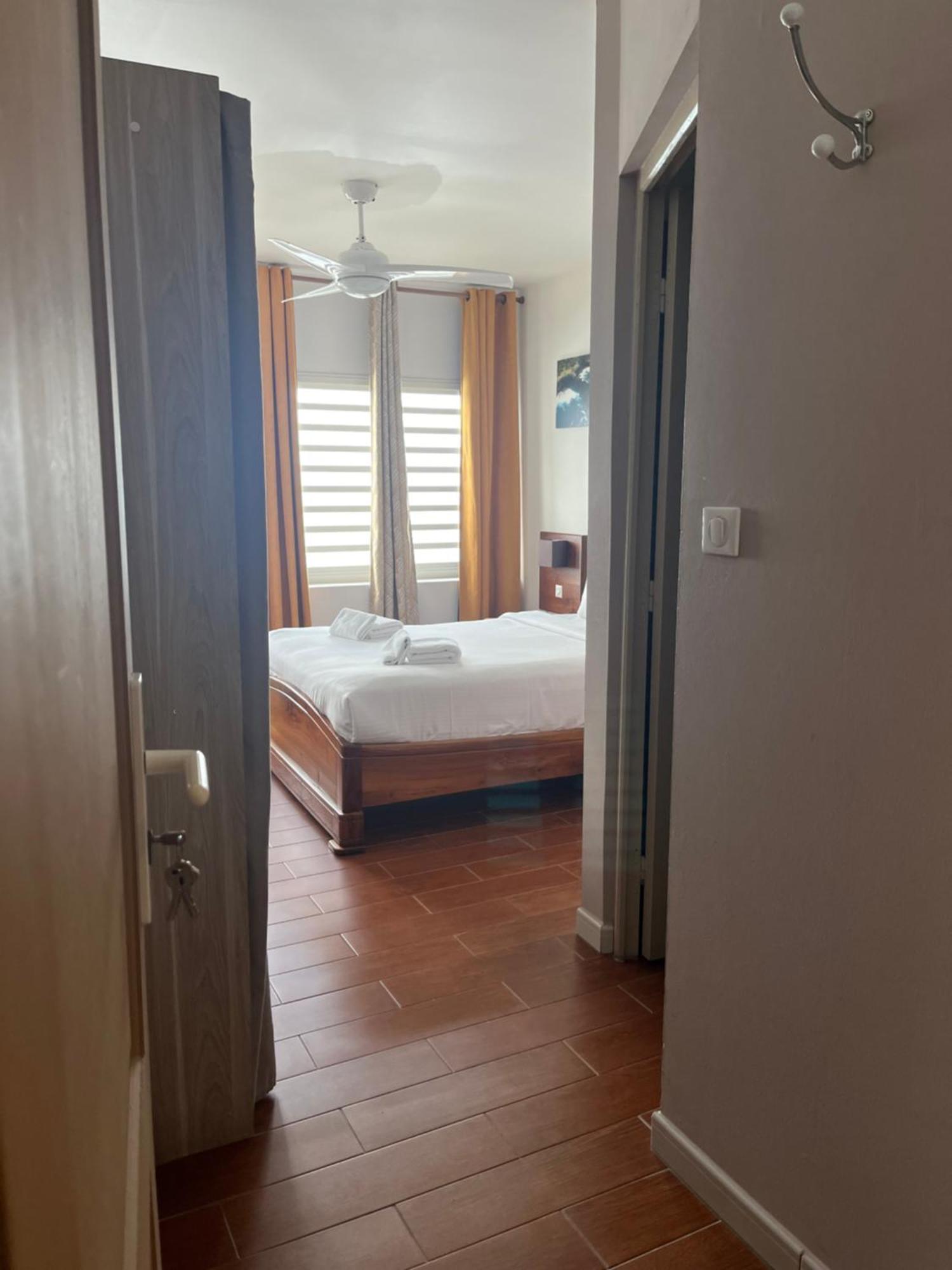 Hotel Les Embruns Du Baril Saint Philippe Bagian luar foto