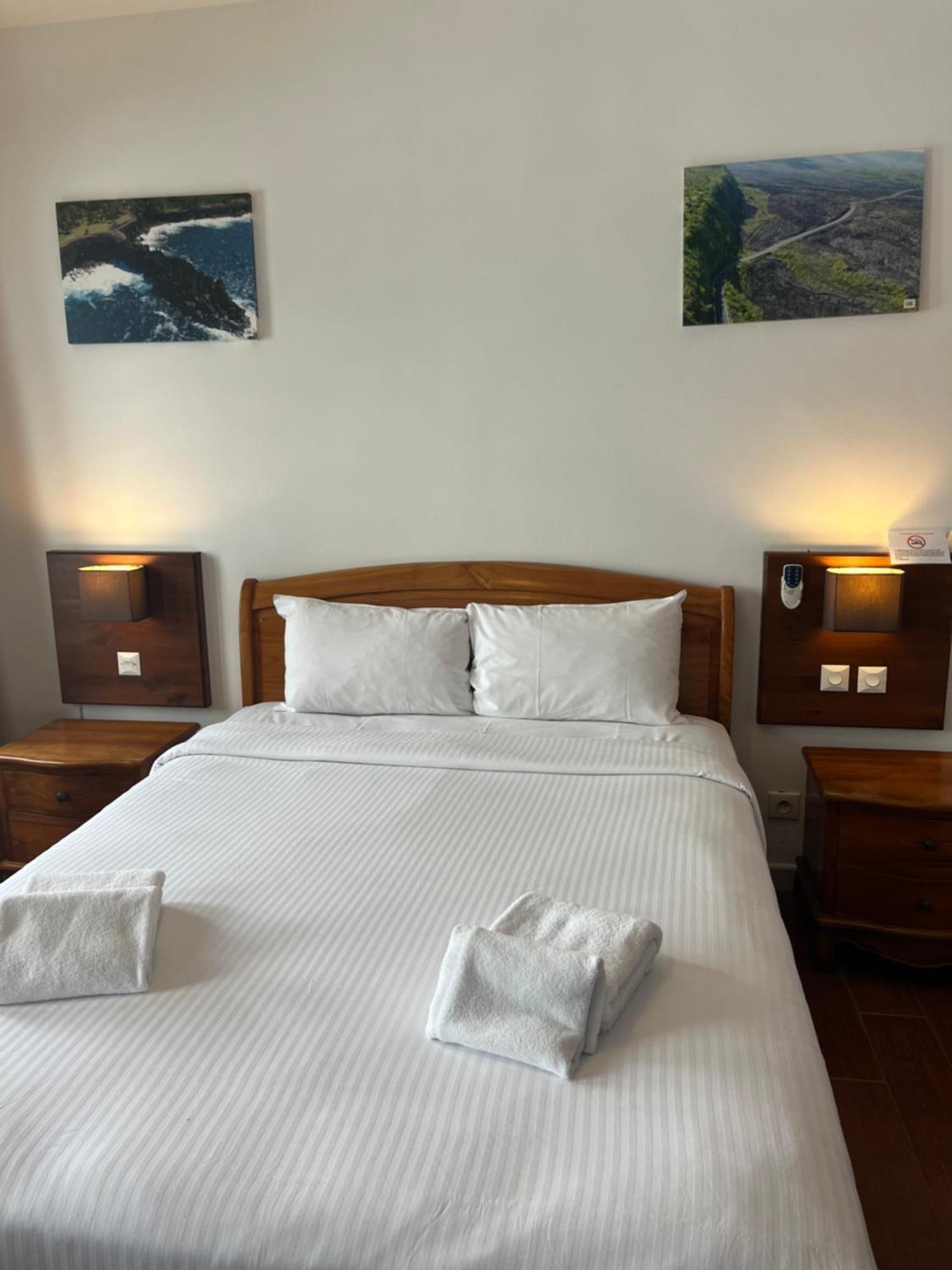 Hotel Les Embruns Du Baril Saint Philippe Bagian luar foto